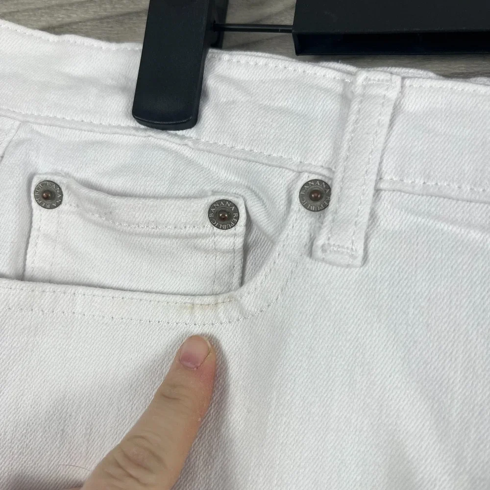 Banana Republic Denim Shorts Womens 28/6 Fit (32W) White Stretch Mid-Rise Cuffed - Picture 6 of 12